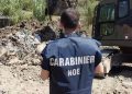 Rifiuti interrati, aree devastate e fatture false. Smantellato maxi traffico illecito tra Salerno, Napoli e Caserta: 12 misure cautelari
