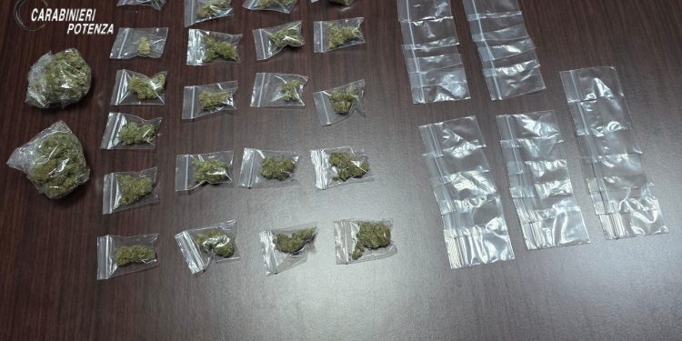 Arrestato un uomo per spaccio di stupefacenti a Sant’Arcangelo