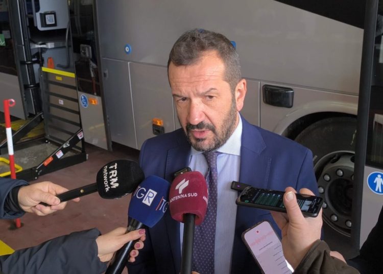 Viabilità comunale, dalla Regione Basilicata 45 milioni di euro per le strade strategiche e sicurezza dei territori