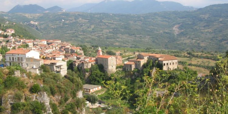 Unione dei Comuni del Fasanella: i sindaci chiedono  l’aggregazione delle scuole all’Istituto di Castel San Lorenzo