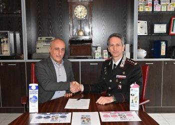 Carabinieri e Centrale del Latte di Salerno insieme contro le truffe: al via la nuova campagna
