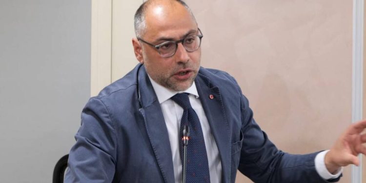 Alta Velocità, collegamenti tra Val d’Agri e Vallo di Diano. Lacorazza: “Si apra un’interlocuzione con la Campania”