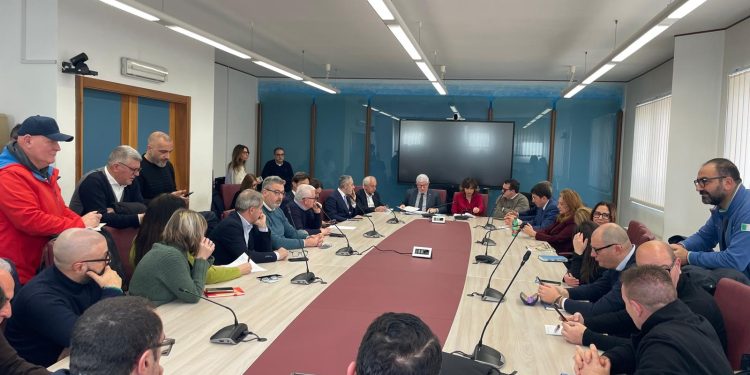 Smart Paper, intesa in Regione Basilicata: salvi 382 posti e sede operativa a Potenza