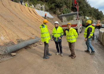 Frana sulla Statale Amalfitana : lavori in corso per la riapertura della strada