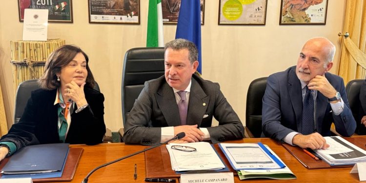 Stretta contro gli assalti agli Atm bancari in Basilicata: patto regionale tra Prefetture di Potenza e Matera ed Abi