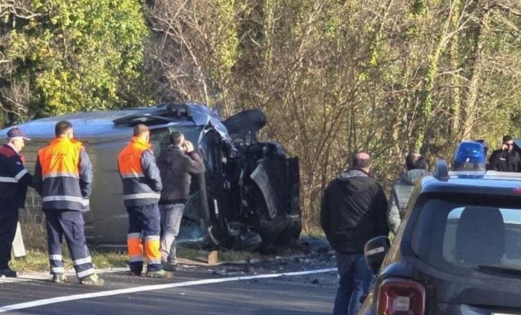Scontro mortale sulla Fondo Valle del Noce. Muore medico lucano, ferito un uomo di Montesano