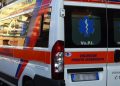 Lite tra minorenni a pochi passi dalle scuole: 16enne ferito al collo a Salerno
