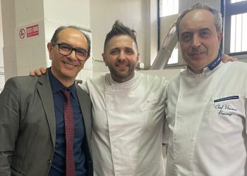 Masterclass d’eccellenza all’IPSEOA: lo chef Franco Marino forma gli studenti sulle tecniche della cucina contemporanea