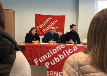 Precari dell’ASL Salerno in agitazione, la FP CGIL: “Subito stabilizzazioni per garantire i servizi”