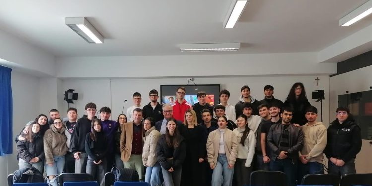 All’istituto “Sacco” di Sant’Arsenio, l’Ordine dei Commercialisti incontro gli studenti