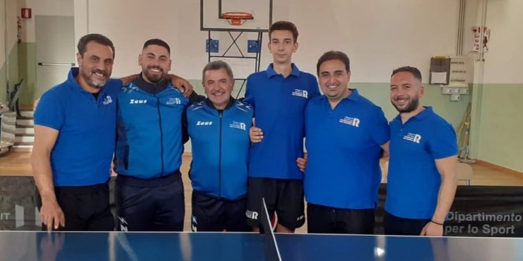 La squadra di Sala Consilina vince il campionato D2 di tennis tavolo