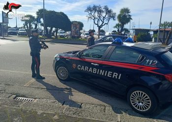 Controlli sulle strade dei Carabinieri nel salernitano: sanzioni per guida senza patente e senza assicurazione