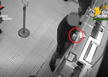 Maxi truffa online in diverse regioni italiane. Denuncia partita dal salernitano. Sequestri per 1,5 milioni