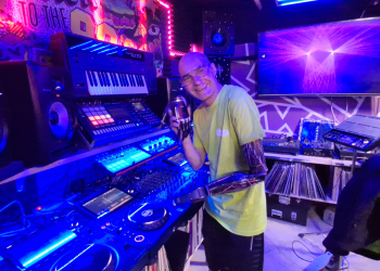 La forza di non arrendersi. La storia di Michele Specchiale, in arte DJ Miky Bionic, tra musica, tecnologia e la straordinaria arte di rinascere