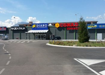 Furto in un negozio sportivo ad Atena Lucana: due denunciati