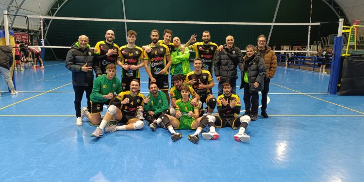 Valdiano Volley batte Polignano per 3-1. I gialloverdi non retrocedono di un passo e hanno gli occhi puntati sui play-off