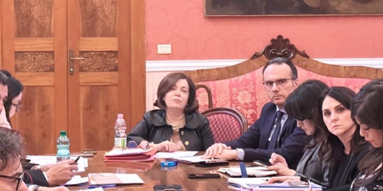 Caporalato nel Materano, summit in Prefettura per rafforzare controlli e prevenzione