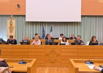 A Potenza vertice in Prefettura su disagio giovanile e legalità nelle scuole: nasce un Tavolo permanente