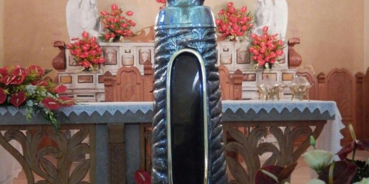 Il braccio di San Donato sotto esame della Curia. Il Comune “La reliquia tornerà presto, vigileremo”