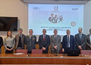 Firmato in Prefettura a Salerno  il nuovo protocollo contro i reati ai danni di banche e clienti