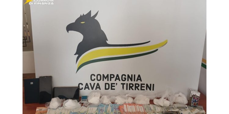 Blitz antidroga tra Cava e Vietri: sequestri e arresti della Guardia di Finanza