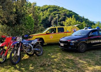 Va alla ricerca di asparagi e si perde: anziana ritrovata sana e salva a Montecorvino Rovella