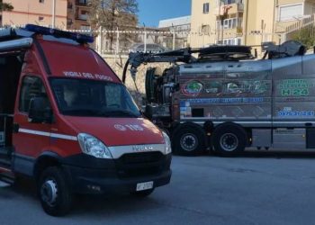 Tracce di idrocarburi nelle acque di deflusso a Potenza: sequestrato distributore di carburante