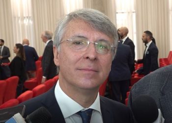Salerno, Cantone si insedia alla guida della Procura: “Lavoro di squadra e continuità”