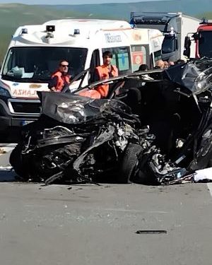 Scontro frontale a Genzano di Lucania, perdono la vita due persone