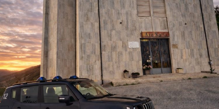 Rubarono il rame dal santuario di Corleto Monforte, i carabinieri hanno scoperto i ladri