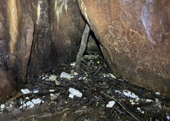 Sopralluogo nell’inghiottitoio “La Rupe” a Caselle in Pittari dopo l’allarme lanciato dall’associazione Schierarsi