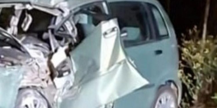 Auto fuori strada a Capaccio Paestum per un inseguimento: due persone ferite