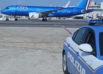 Salerno. Rinuncia alla protezione internazionale: cittadino indiano espulso dopo convalida del giudice