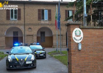 Maxi blitz contro il “pezzotto” anche in Campania: sequestri e multe per gli utenti