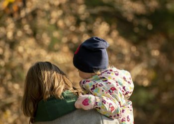Voucher secondogeniti, al via i servizi gratuiti della Regione Campania per sostenere le famiglie