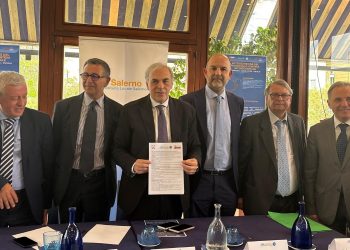 Asse Campania-Basilicata-Puglia per la sanità: firmato a Salerno il patto per il rilancio del Sud