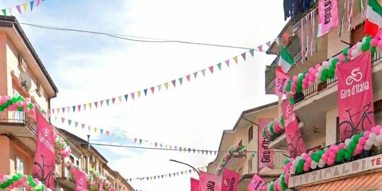 Giro d’Italia 2026, la Basilicata si veste di rosa: tappa storica tra Val d’Agri e Potenza