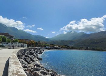 Sapri, scattano i divieti di balneazione: ordinanza del sindaco dopo esiti sfavorevoli dell’Arpac