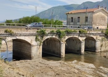 Proseguono i lavori di svuotamento della vasca Cappuccini a Sassano