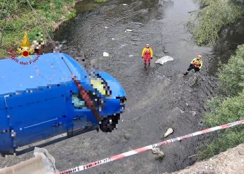 Con il furgone giù dal ponte, paura per un 33enne in Basilicata