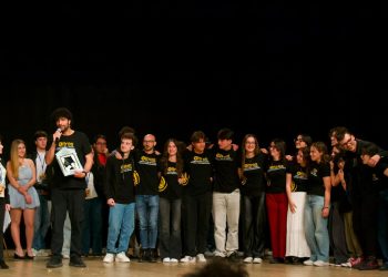 Il sipario cala sul Mythikòn: trionfa l’Antigone di Oltres Teatro