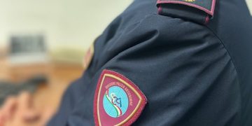 Condotte moleste e parcheggiatori abusivi: la Polizia di Salerno intensifica le misure di prevenzione