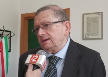 Sant’Arsenio, ordinanza contro il calcio nelle aree pubbliche: polemiche e chiarimenti del sindaco Pica