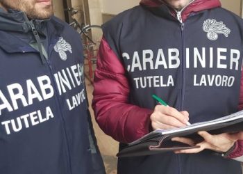 Blitz in un cantiere edile a Salerno: scoperti lavoratori in nero e gravi carenze su sicurezza. Scattano 3 sospensioni