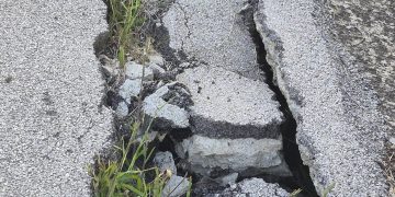 Strade pericolose, dissestate, senza manutenzione. Petizioni e denunce a Montesano e Sala Consilina
