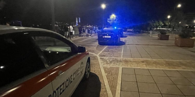 Si tuffa in mare per festeggiare il compleanno: 32enne muore a Pastena