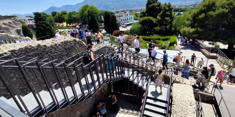 Pompei, estate da record tra spettacoli e nuovi servizi: potenziati gli accessi per gestire 15mila visitatori al giorno