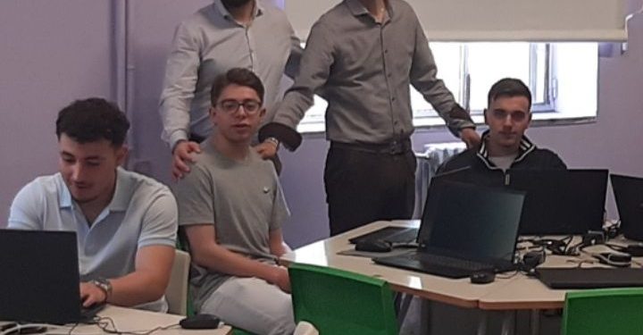 L’istituto “Cicerone” di Sala Consilina protagonista della transizione digitale: 50mila euro del PNRR per la formazione sull’Intelligenza Artificiale