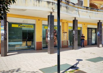 Rapina all’ufficio postale di Fuorni a Salerno: malviventi messi in fuga