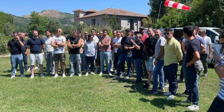A Polla si sono tenute le sessione di abilitazione per l’uso dei droni per i carabinieri